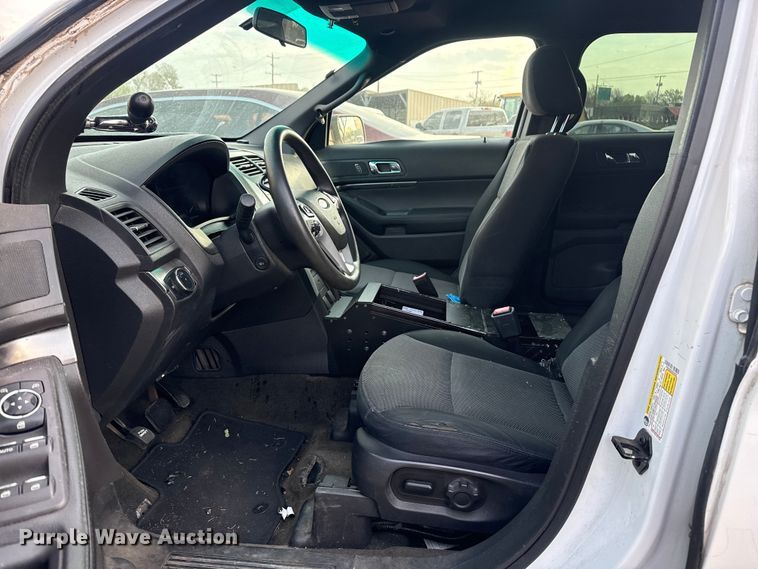 image for item FB8671 2013 Ford Explorer Police Interceptor SUV
