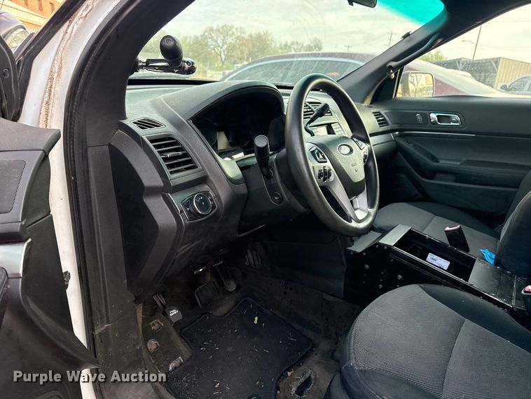 image for item FB8671 2013 Ford Explorer Police Interceptor SUV