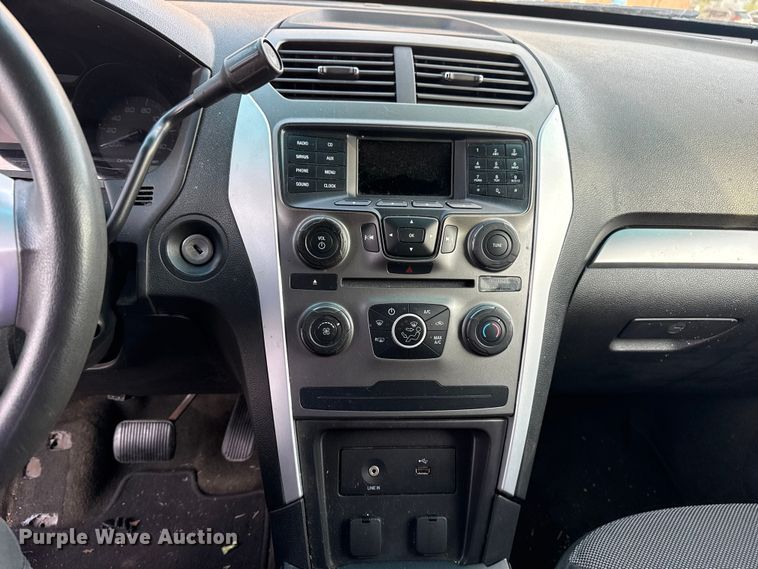 image for item FB8671 2013 Ford Explorer Police Interceptor SUV