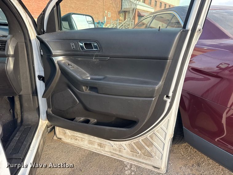 image for item FB8671 2013 Ford Explorer Police Interceptor SUV