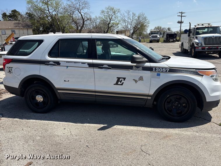 image for item FB8672 2013 Ford Explorer Police Interceptor SUV
