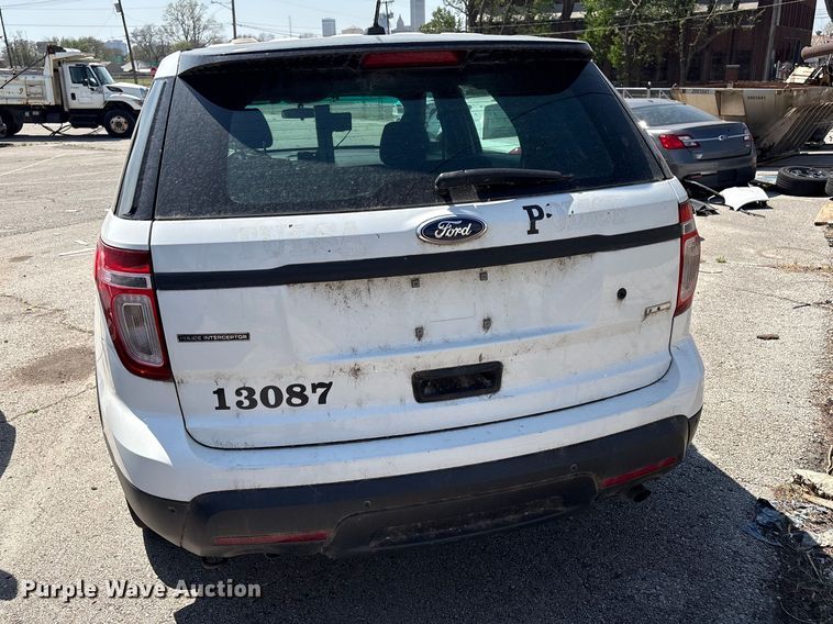 image for item FB8672 2013 Ford Explorer Police Interceptor SUV
