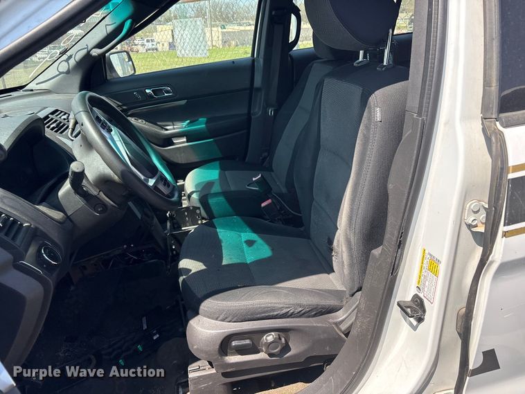 image for item FB8672 2013 Ford Explorer Police Interceptor SUV