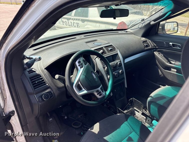 image for item FB8672 2013 Ford Explorer Police Interceptor SUV