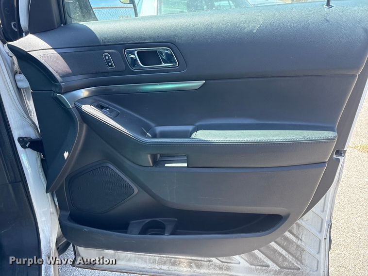 image for item FB8672 2013 Ford Explorer Police Interceptor SUV