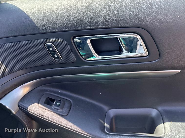 image for item FB8672 2013 Ford Explorer Police Interceptor SUV