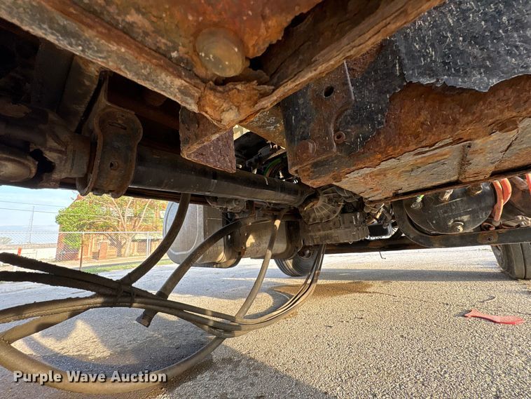 image for item FB8673 2011 International WorkStar 7400 dump truck