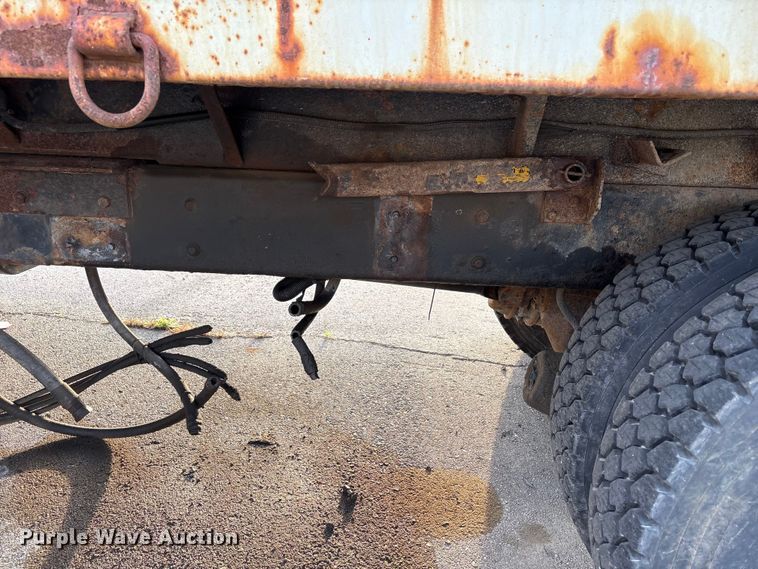 image for item FB8673 2011 International WorkStar 7400 dump truck