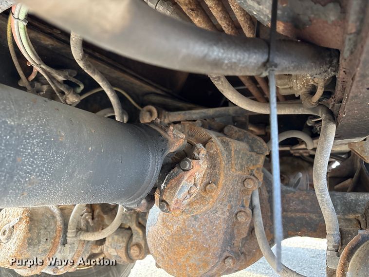 image for item FB8673 2011 International WorkStar 7400 dump truck