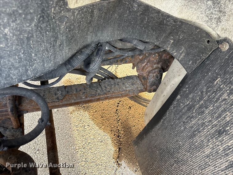 image for item FB8673 2011 International WorkStar 7400 dump truck