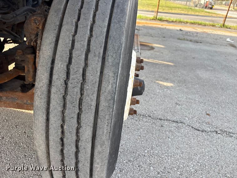 image for item FB8673 2011 International WorkStar 7400 dump truck