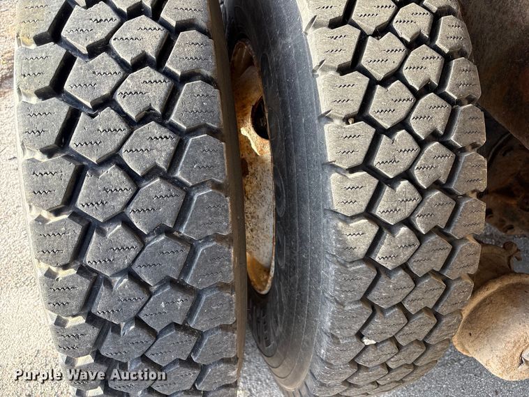 image for item FB8673 2011 International WorkStar 7400 dump truck