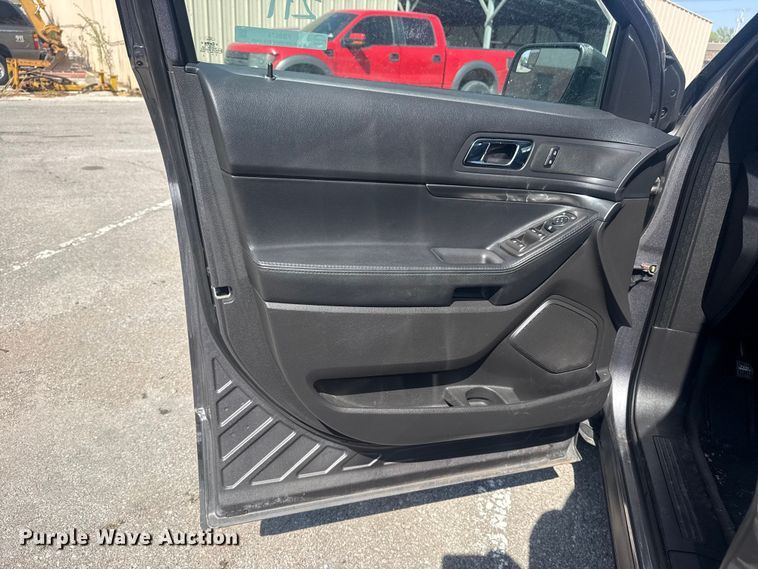 image for item FB8674 2014 Ford Explorer Police Interceptor SUV