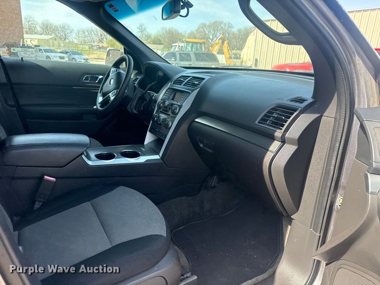 image for item FB8674 2014 Ford Explorer Police Interceptor SUV