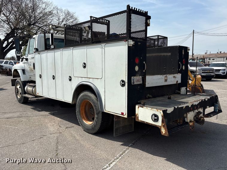 image for item FB8676 2011 International WorkStar 7400 utility / service truck