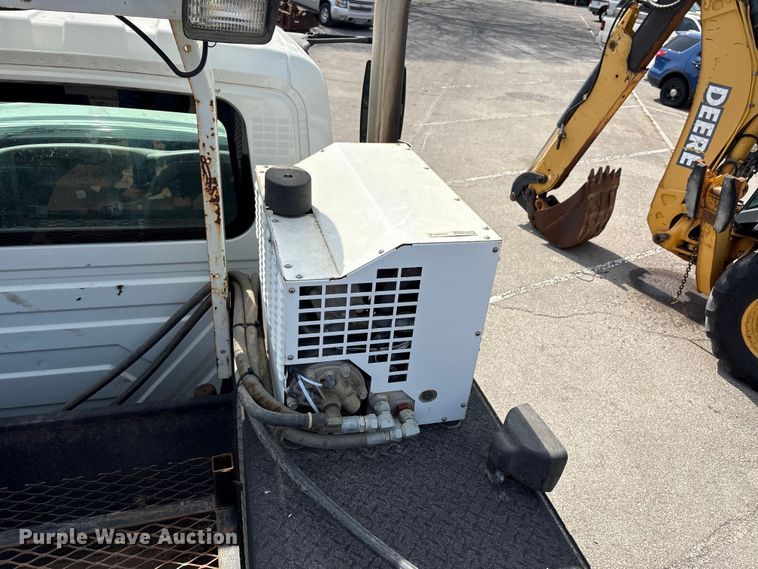 image for item FB8676 2011 International WorkStar 7400 utility / service truck