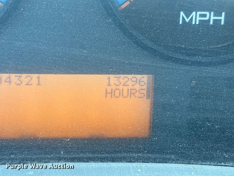 image for item FB8676 2011 International WorkStar 7400 utility / service truck