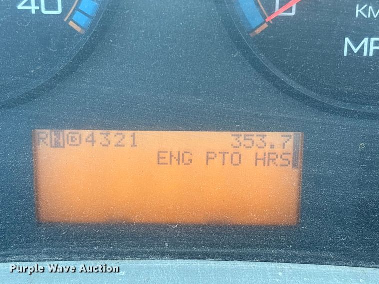 image for item FB8676 2011 International WorkStar 7400 utility / service truck