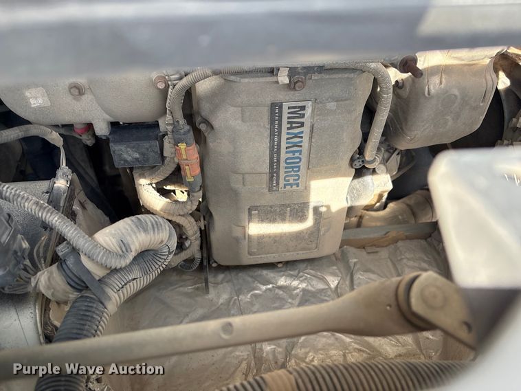 image for item FB8676 2011 International WorkStar 7400 utility / service truck