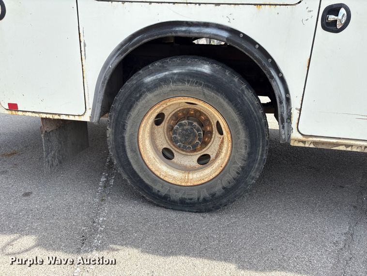 image for item FB8676 2011 International WorkStar 7400 utility / service truck