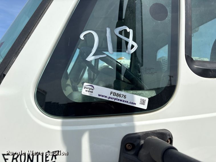 image for item FB8676 2011 International WorkStar 7400 utility / service truck