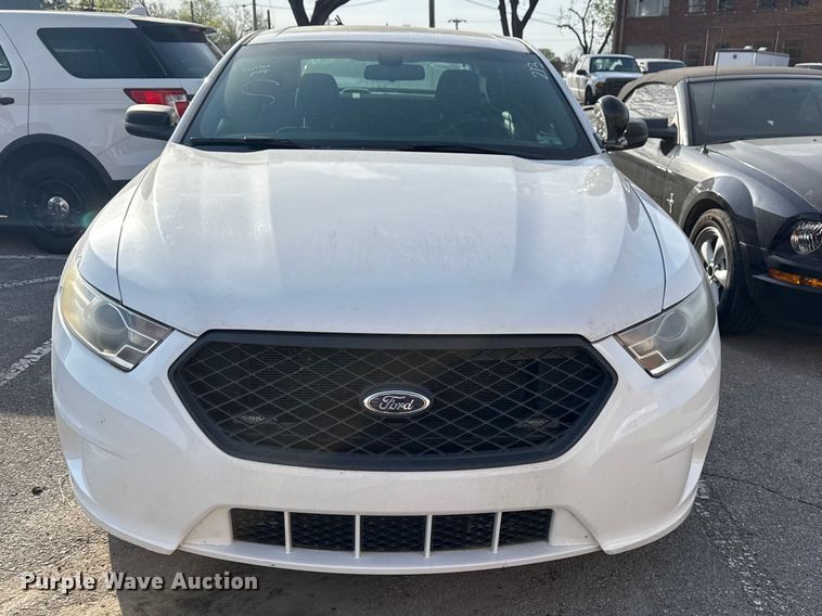 image for item FB8677 2014 Ford Taurus Police Interceptor 