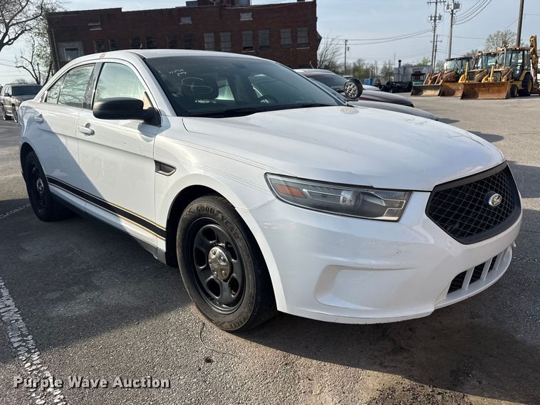 image for item FB8677 2014 Ford Taurus Police Interceptor 