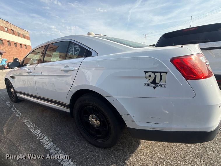 image for item FB8677 2014 Ford Taurus Police Interceptor 