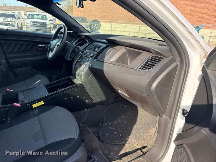 image for item FB8677 2014 Ford Taurus Police Interceptor 