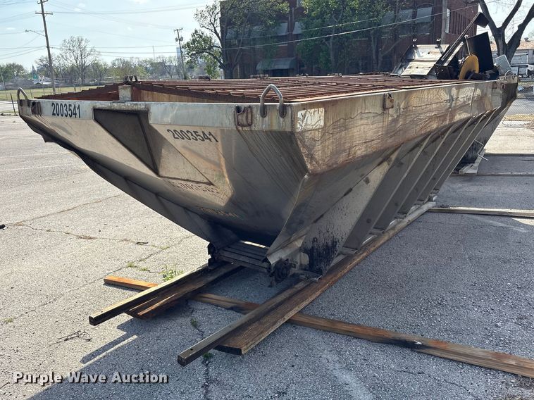 image for item FB8679 Swenson spreader