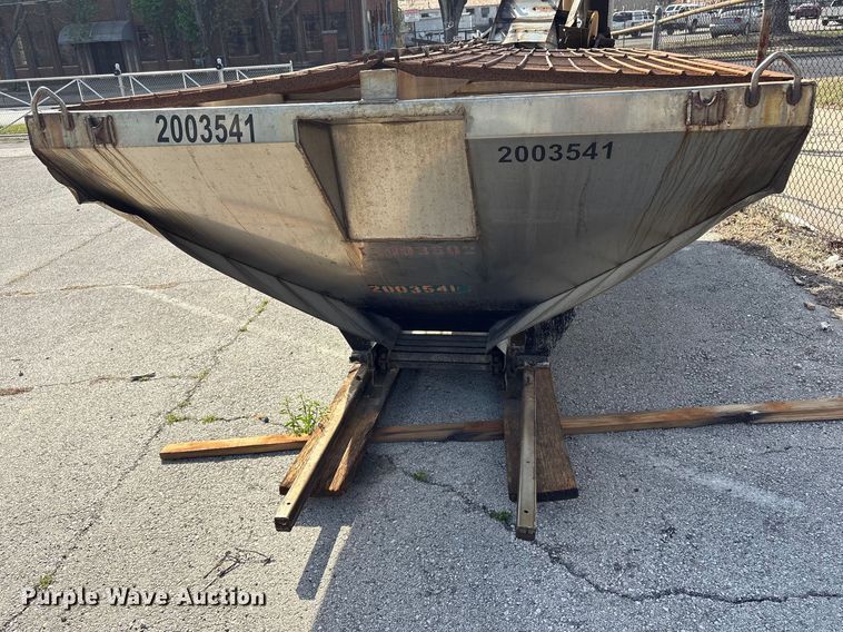 image for item FB8679 Swenson spreader