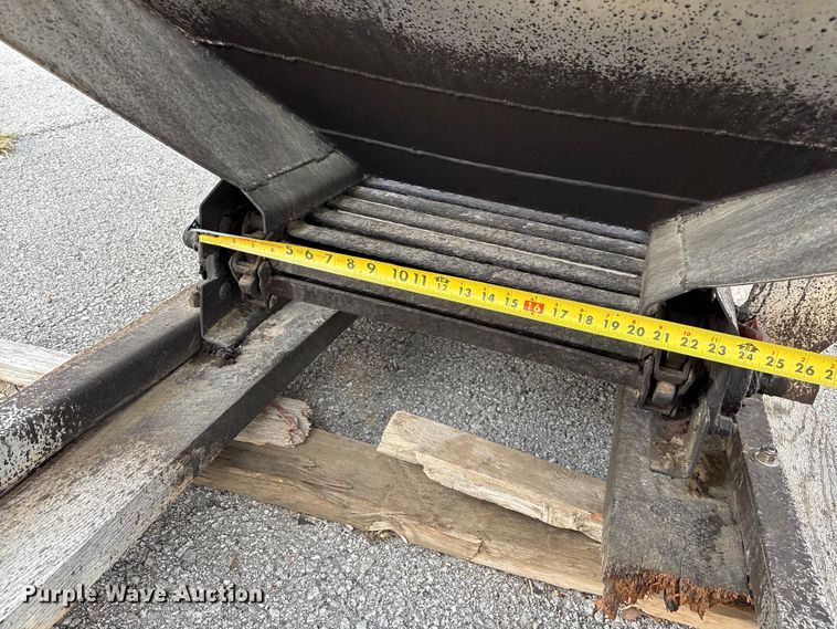 image for item FB8680 Swenson spreader