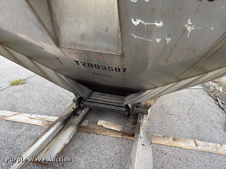 image for item FB8680 Swenson spreader