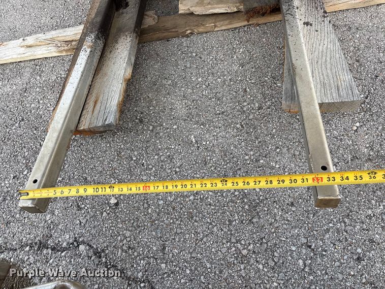 image for item FB8680 Swenson spreader