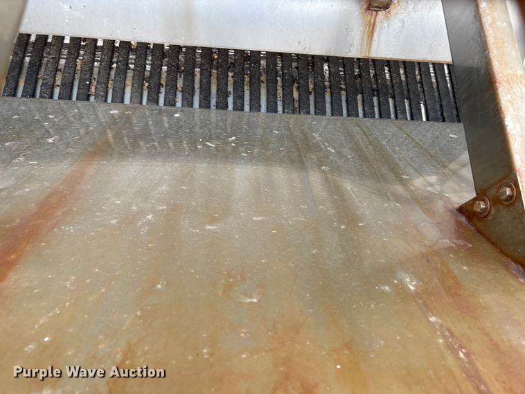 image for item FB8680 Swenson spreader