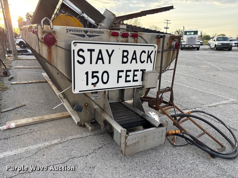 image for item FB8680 Swenson spreader