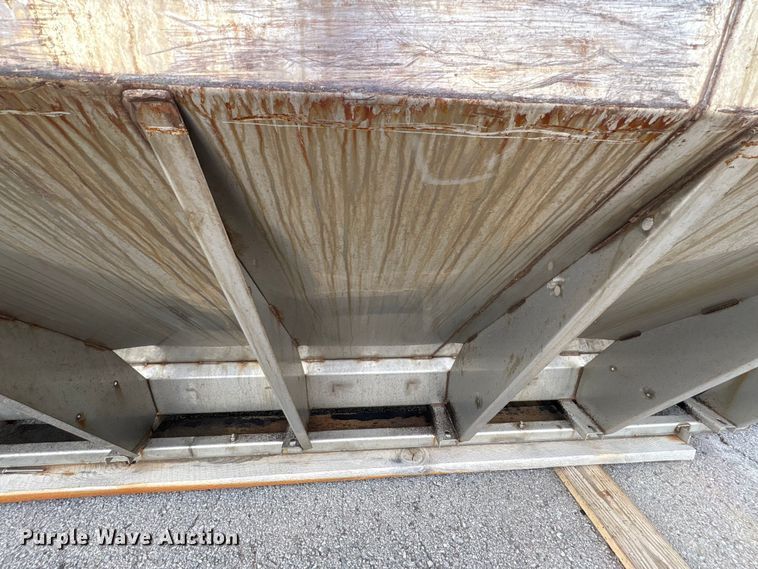 image for item FB8680 Swenson spreader