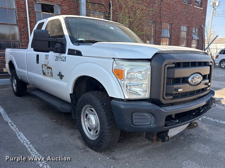 image for item FB8682 2011 Ford F250 Super Duty Ext. Cab pickup truck