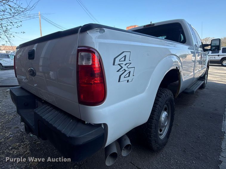 image for item FB8682 2011 Ford F250 Super Duty Ext. Cab pickup truck