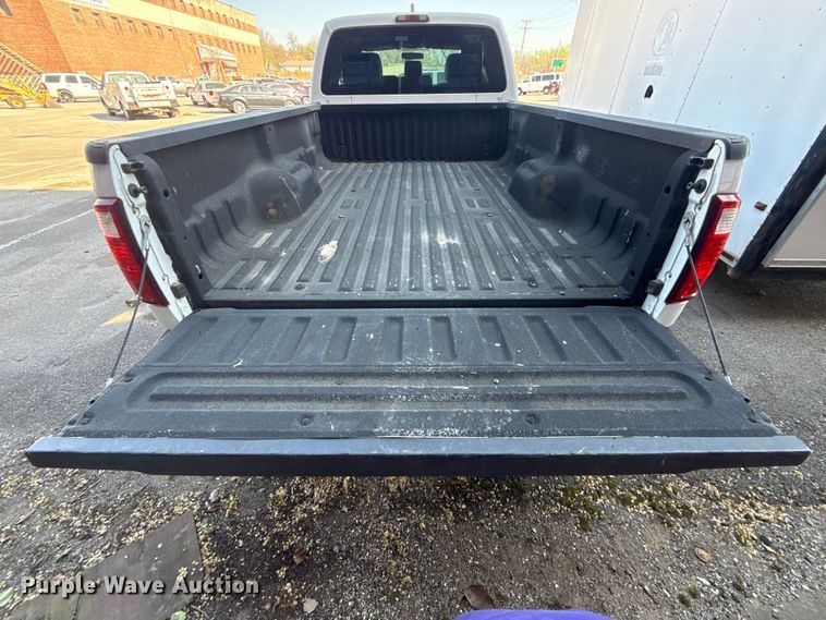 image for item FB8682 2011 Ford F250 Super Duty Ext. Cab pickup truck