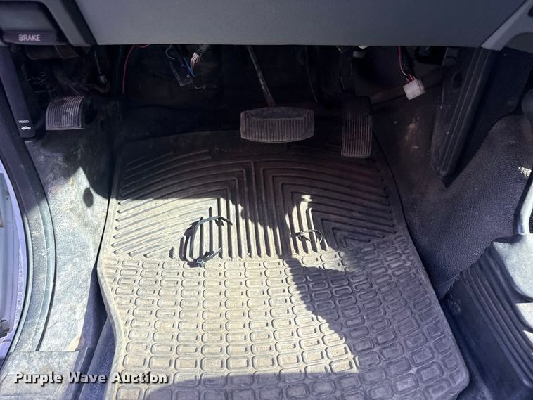 image for item FB8682 2011 Ford F250 Super Duty Ext. Cab pickup truck