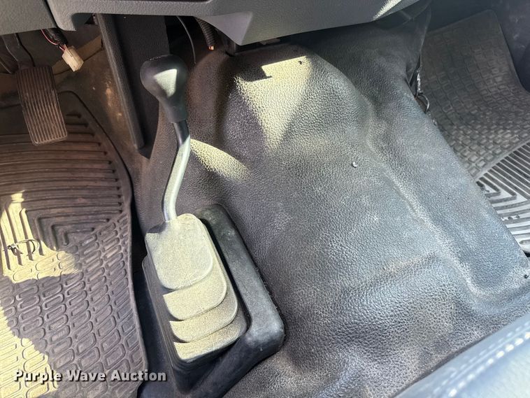 image for item FB8682 2011 Ford F250 Super Duty Ext. Cab pickup truck