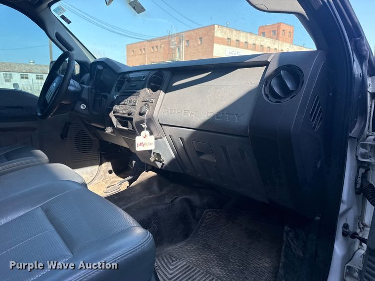 image for item FB8682 2011 Ford F250 Super Duty Ext. Cab pickup truck