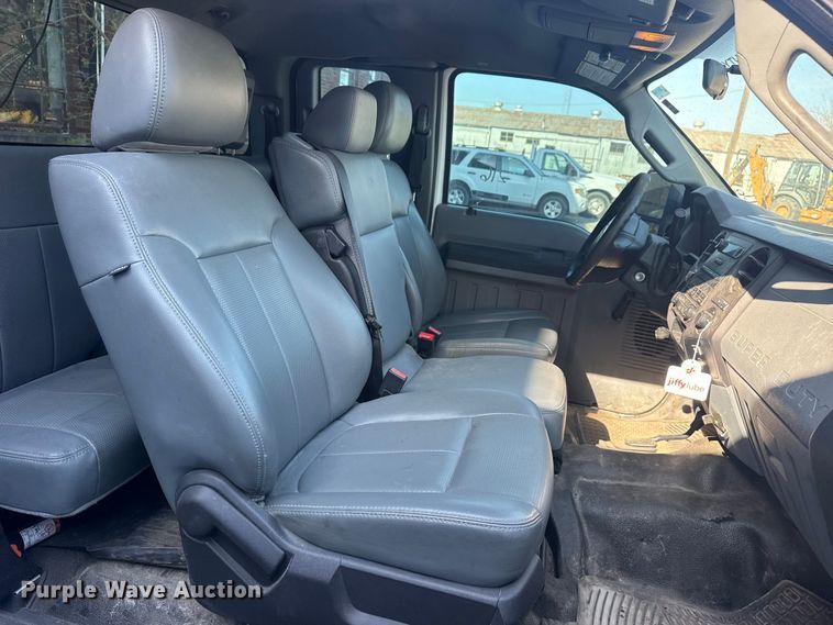 image for item FB8682 2011 Ford F250 Super Duty Ext. Cab pickup truck