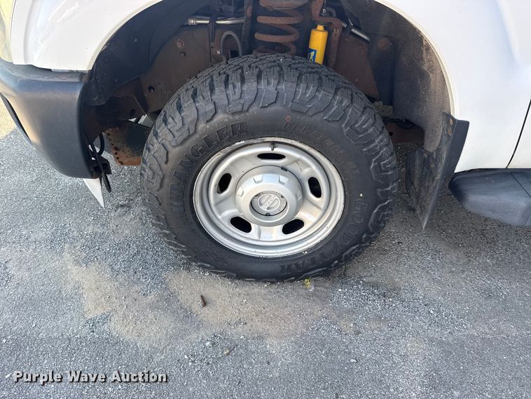 image for item FB8682 2011 Ford F250 Super Duty Ext. Cab pickup truck