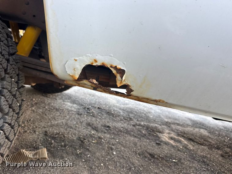 image for item FB8682 2011 Ford F250 Super Duty Ext. Cab pickup truck