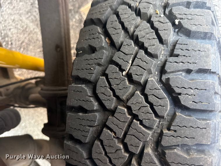 image for item FB8682 2011 Ford F250 Super Duty Ext. Cab pickup truck