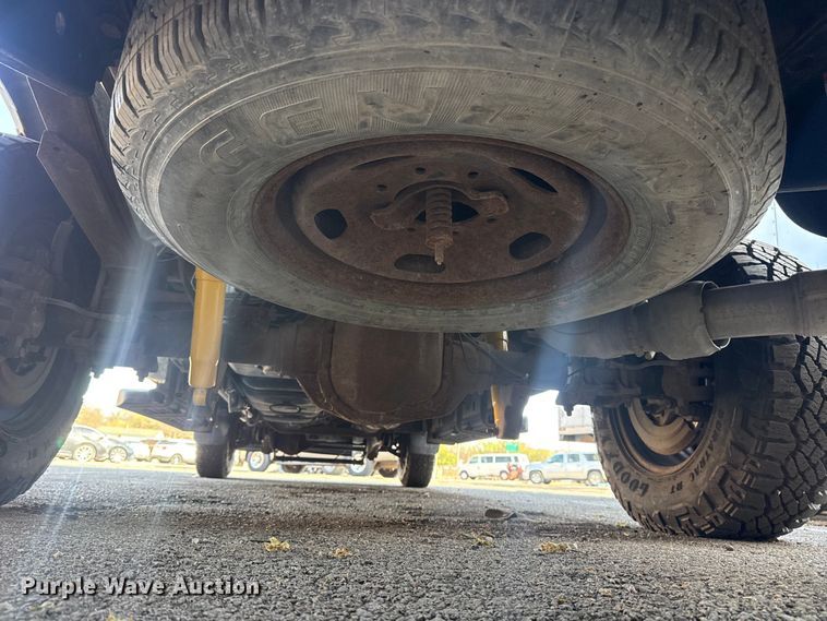 image for item FB8682 2011 Ford F250 Super Duty Ext. Cab pickup truck