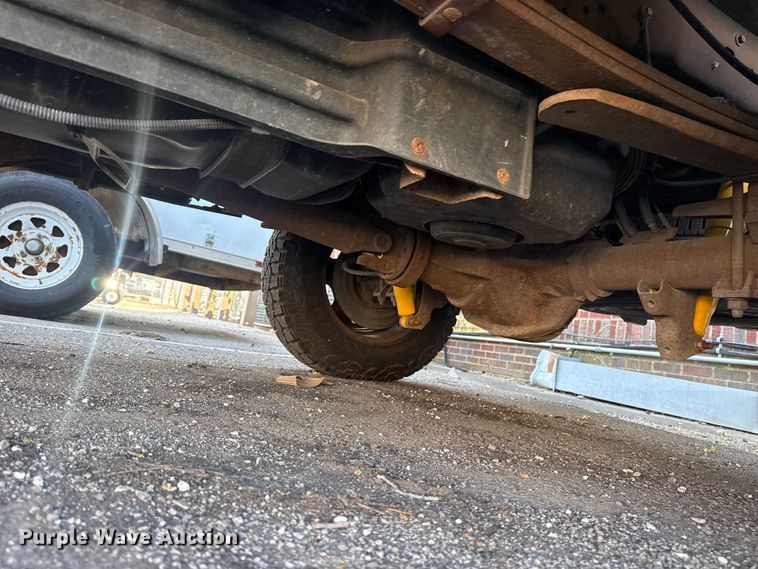 image for item FB8682 2011 Ford F250 Super Duty Ext. Cab pickup truck