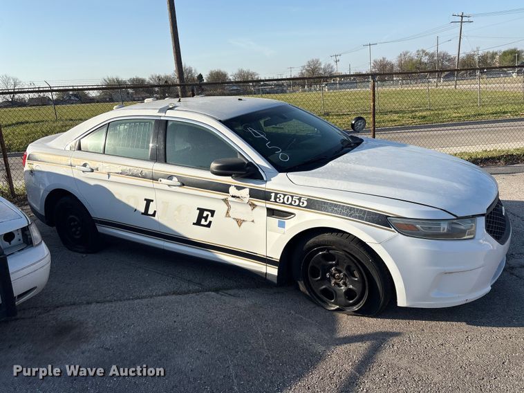 image for item FB8683 2013 Ford Taurus Police Interceptor 